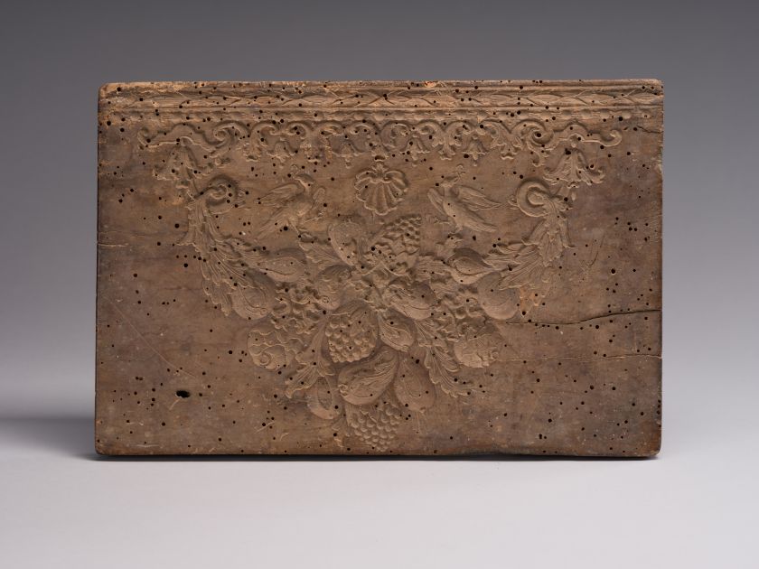 Фрагмент матриці з азбукою, цифрами та орнаментом (1748 р.) — невідомий
