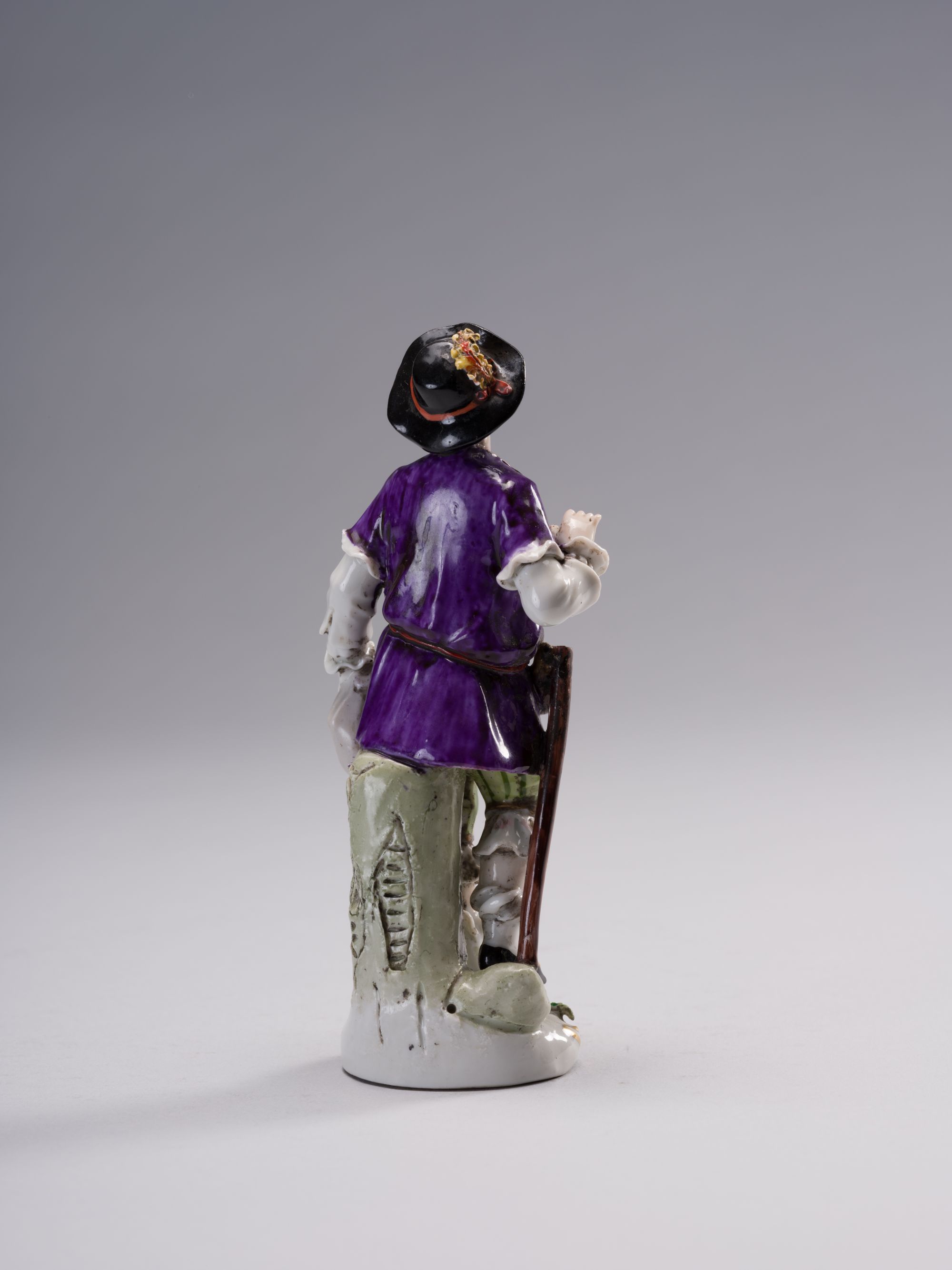 Young Man in a Hat Figurine 5