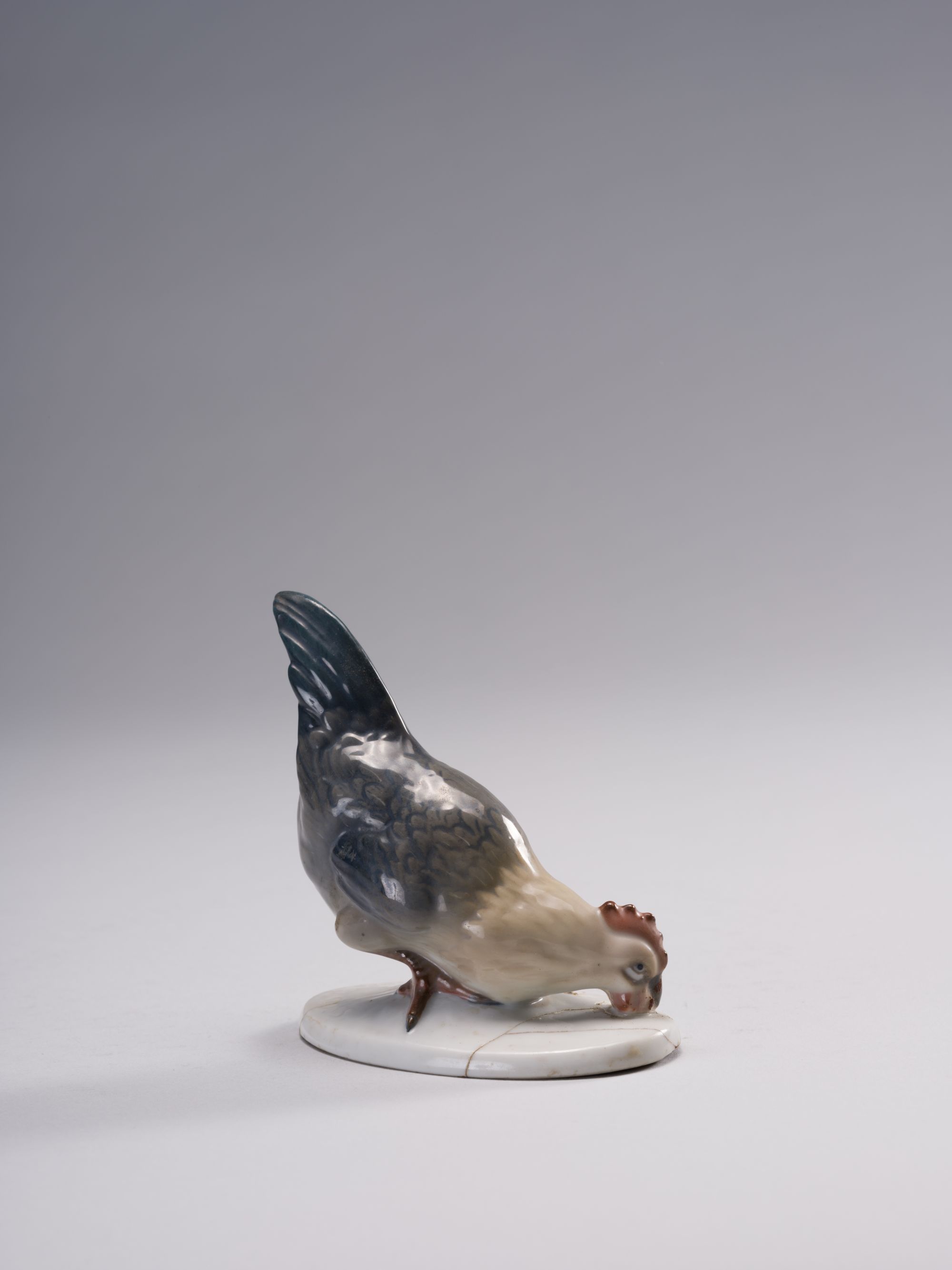 Hen Figurine 5