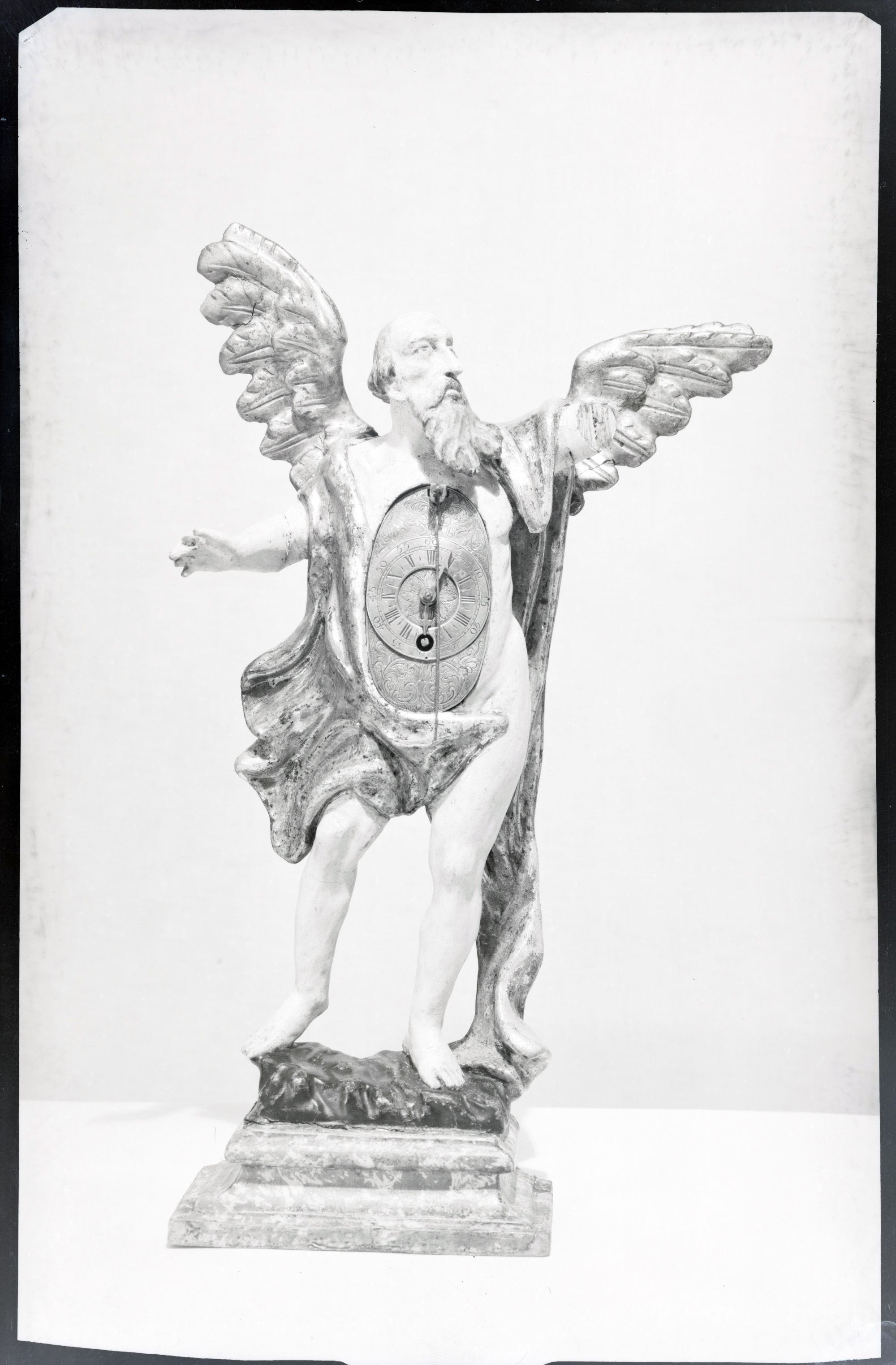 Chronos with a Clock 6