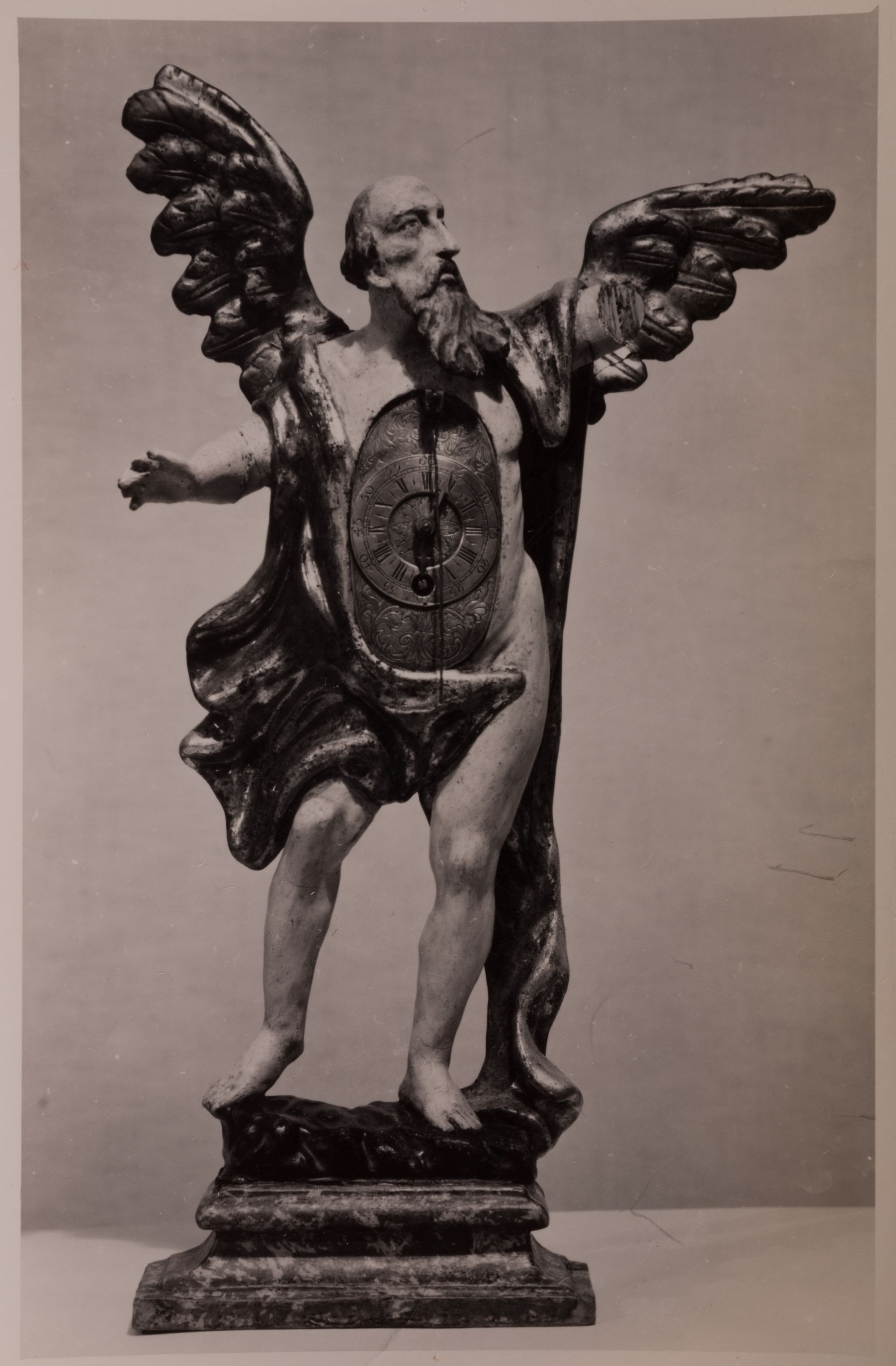 Chronos with a Clock 1