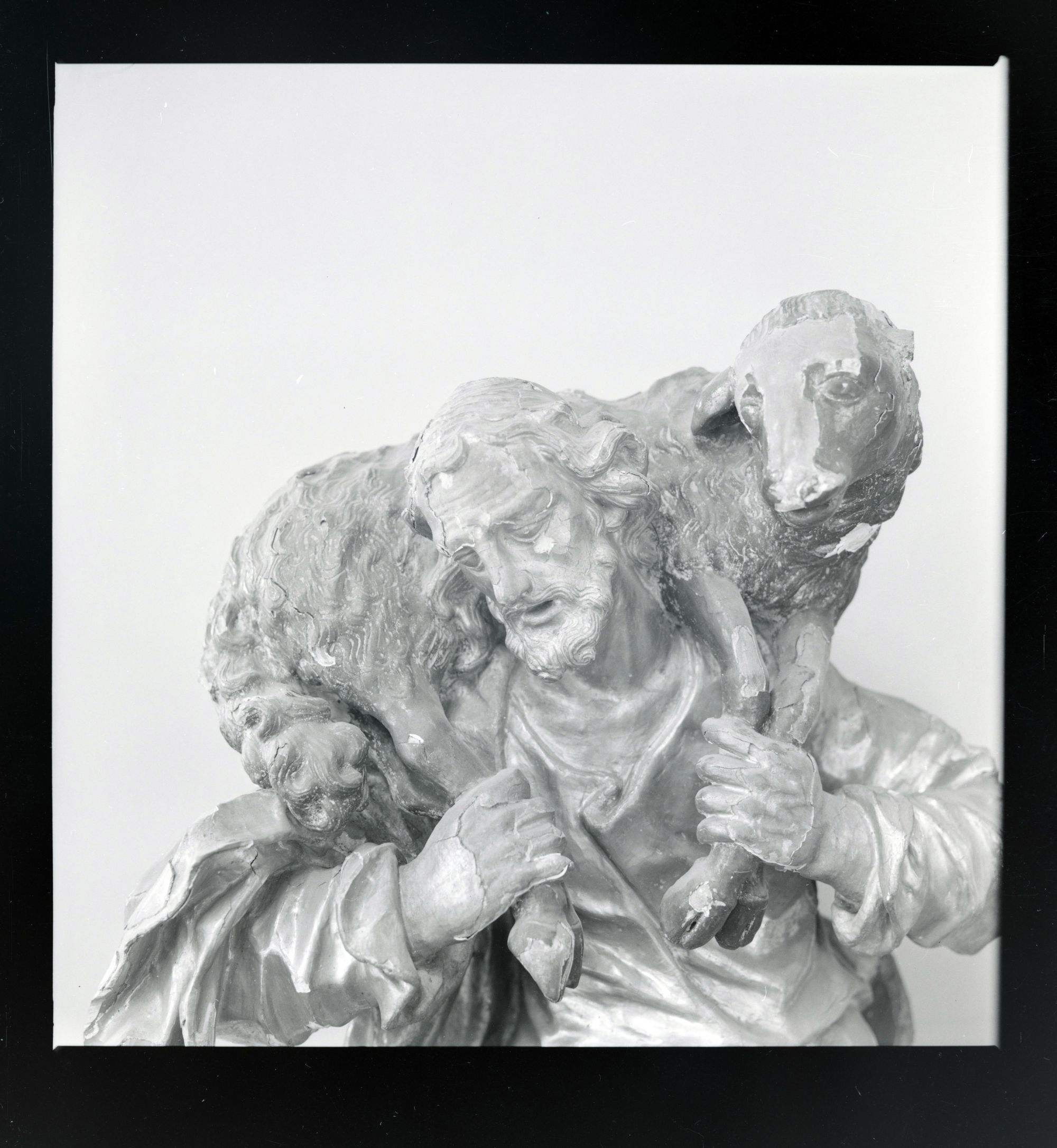 Christ – Good Shepherd 4