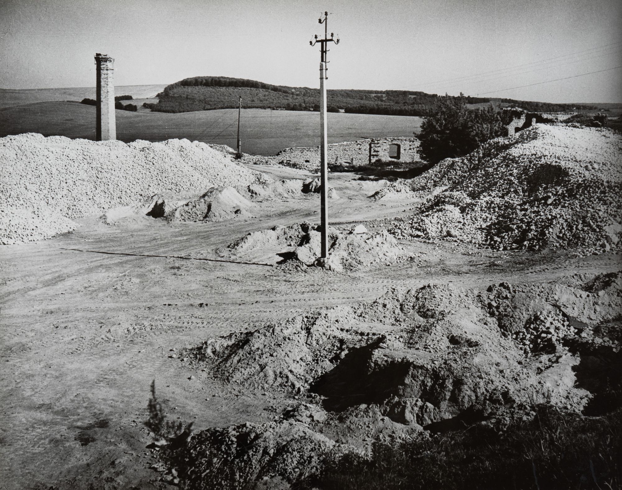 Lime Storage on the Territory of the 14th–15th Century Castle