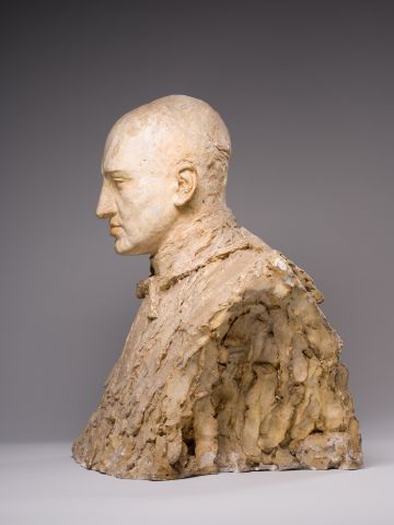 Bust of Archbishop Jozef Teodorowicz 4
