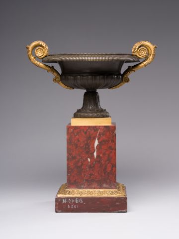 Vase 4