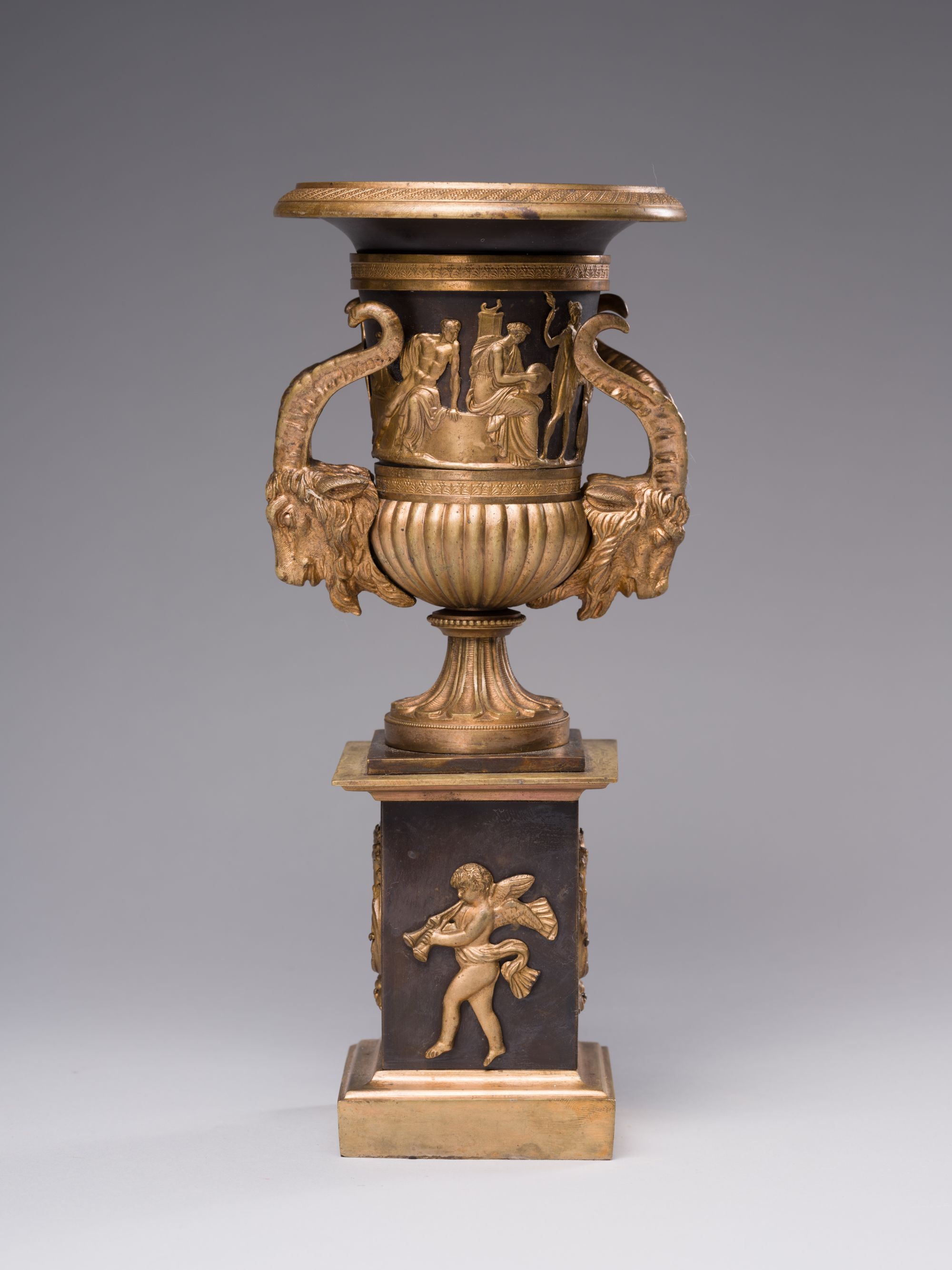 Vase (Empire Style) 1
