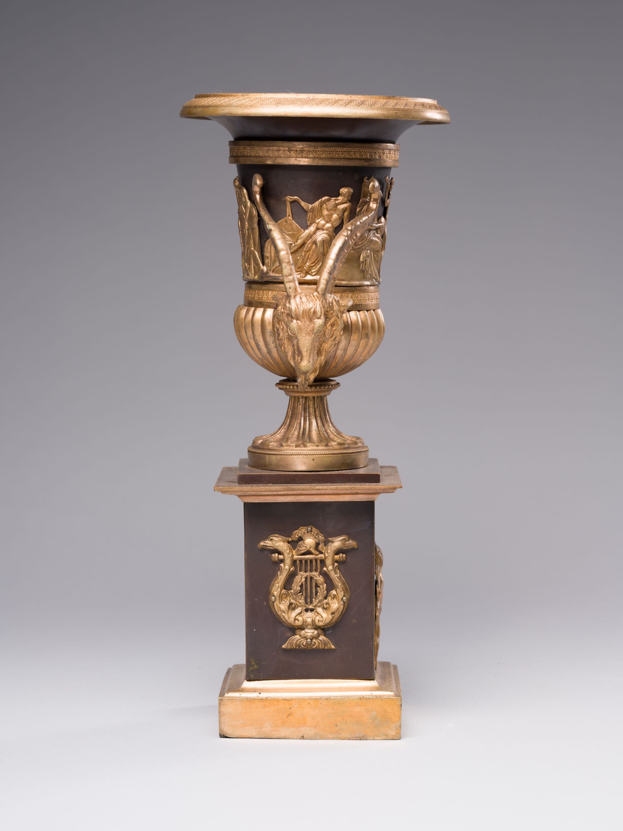 Vase (Empire Style) 3