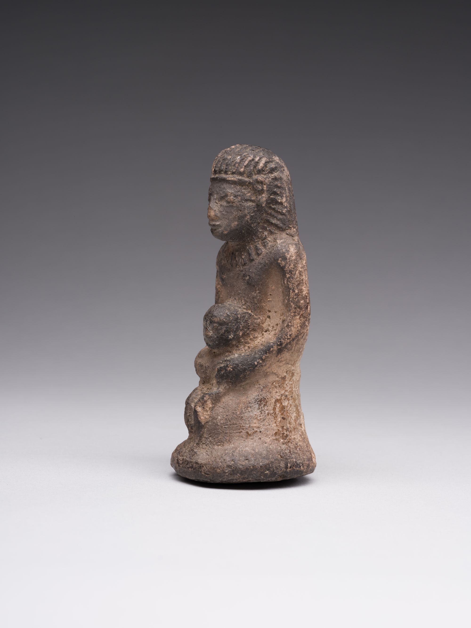 Sculptural Representation of Senenmut and Neferure 7