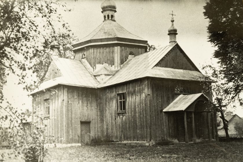 Дерев’яна церква — невідомий