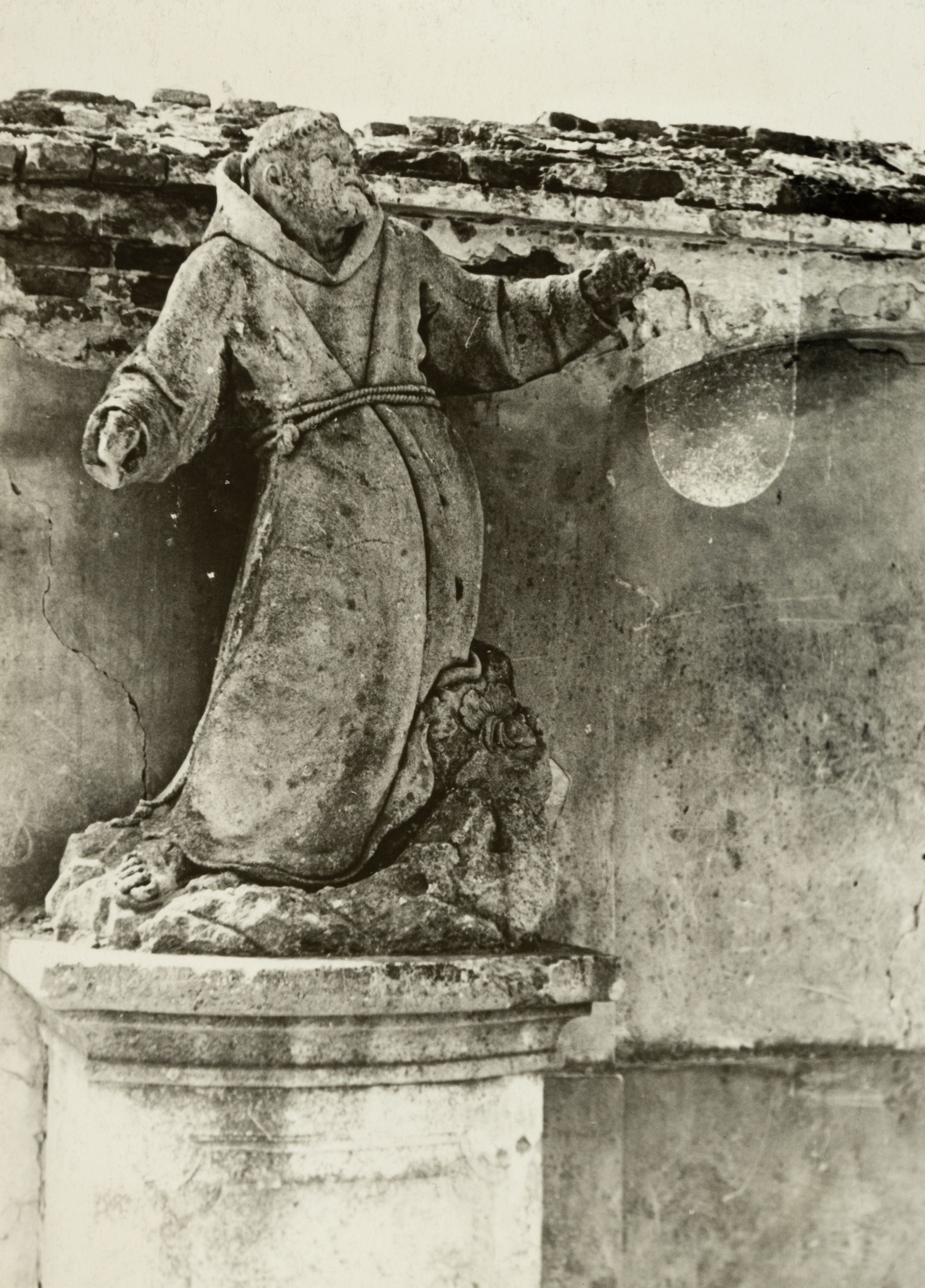 Sculpture of Saint Anthony