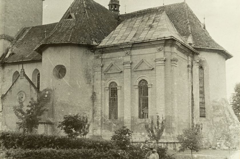 Костел Пресвятої Трійці та каплиця Потоцьких — невідомий